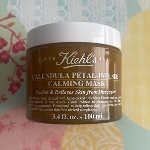 Kiehl’s Calendula Petal Infused Calming Mask